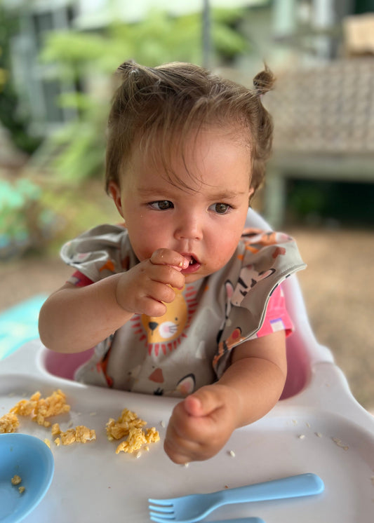 Ruffle Bib - Wild Plains