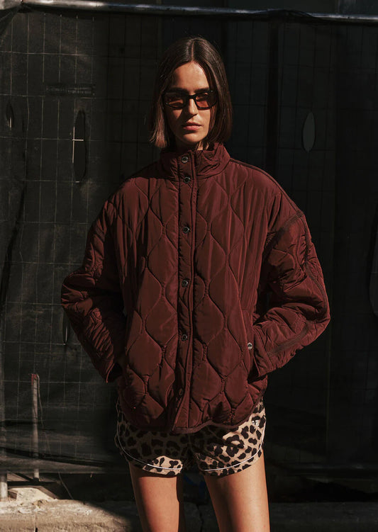 Surge quilt jacket in mahogany