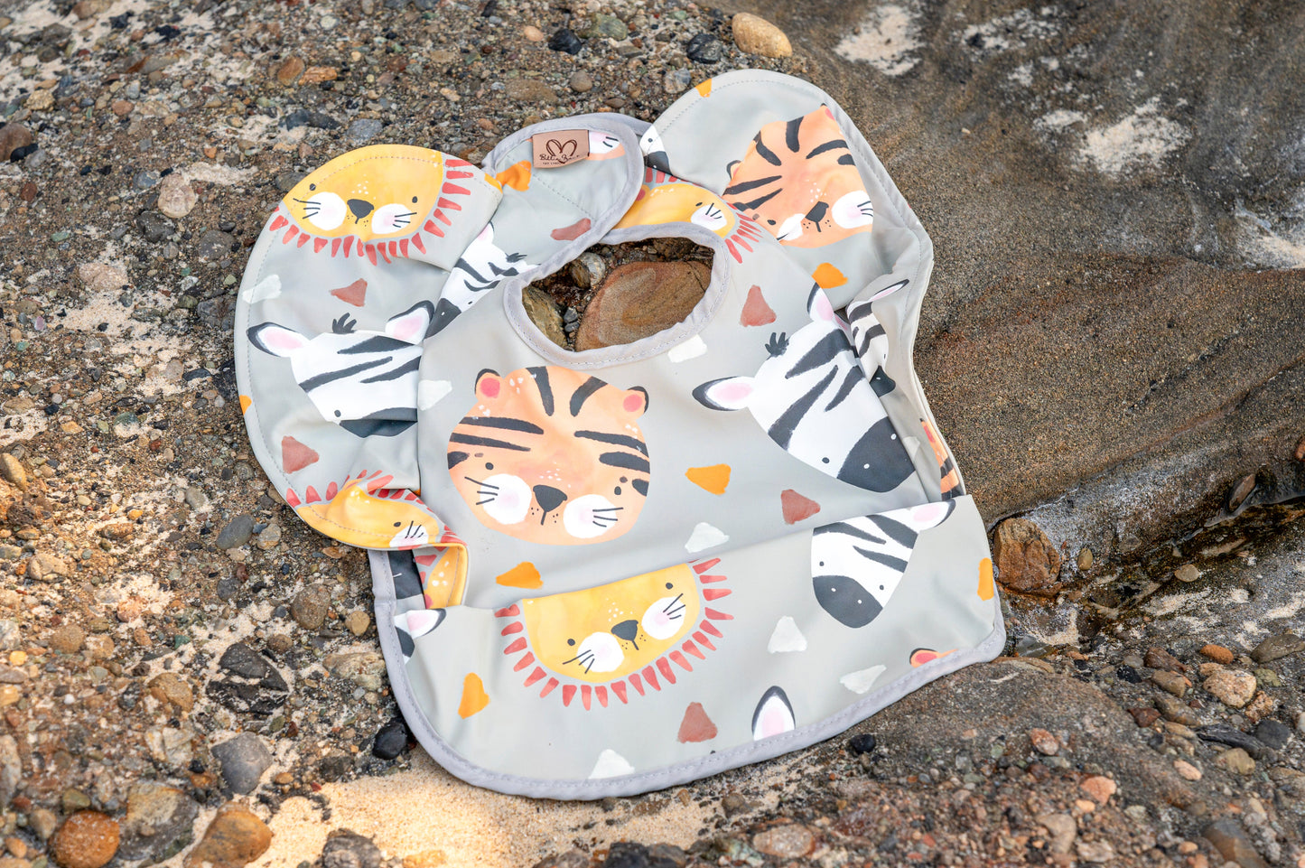 Ruffle Bib - Wild Plains