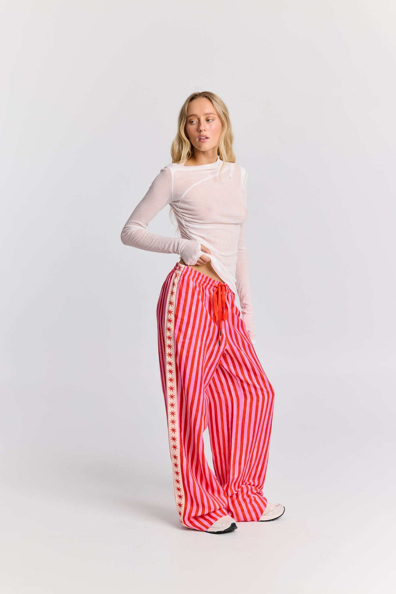 Cherry Ripe Linen Pant