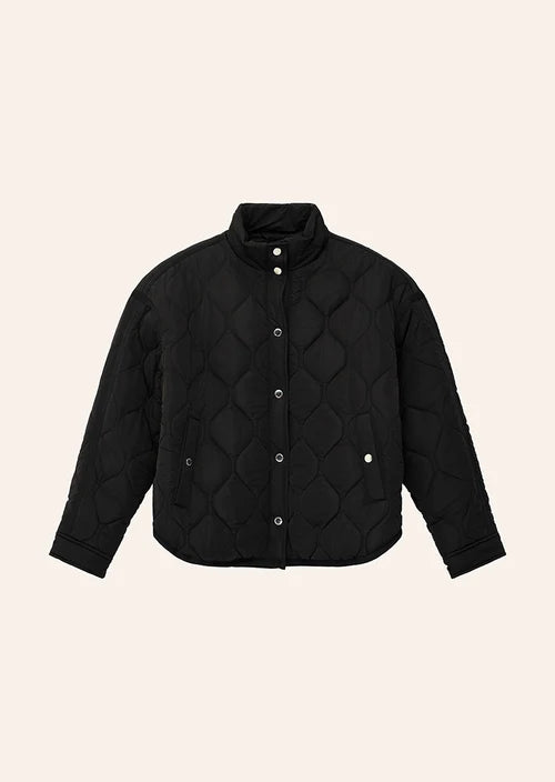 Surge quilt jacket in black