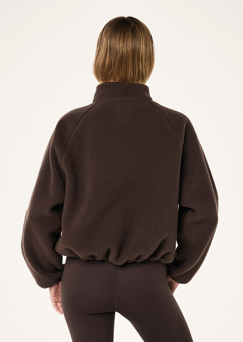 Technique jacket in coffee